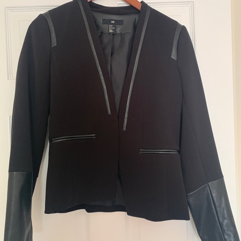 H&M Black Blazer
